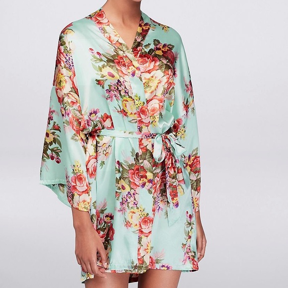 David's Bridal Other - NWT David’s Bridal Floral Satin Robe - Aqua Blue